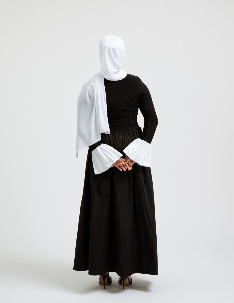 Sophisticated modest dress with contrast cuff details - Leyannaco
